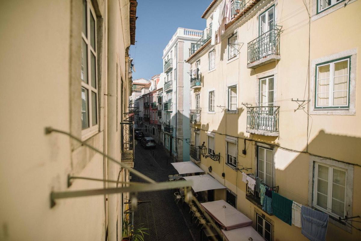 The Blue House – Lively Bairro Alto