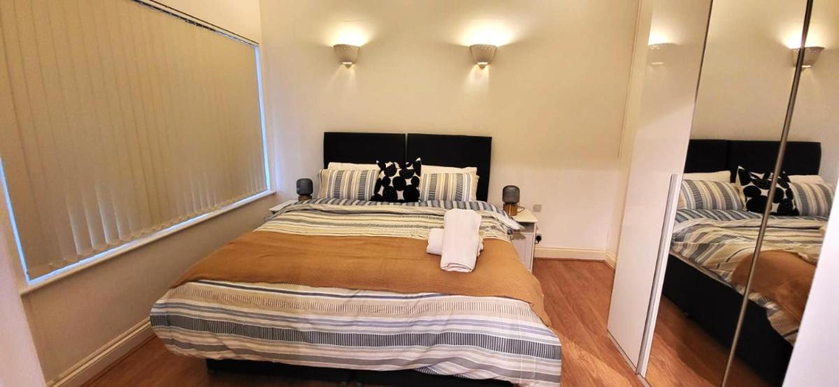 1 Bed, G-Floor apt close to O2, Excel and City Airport