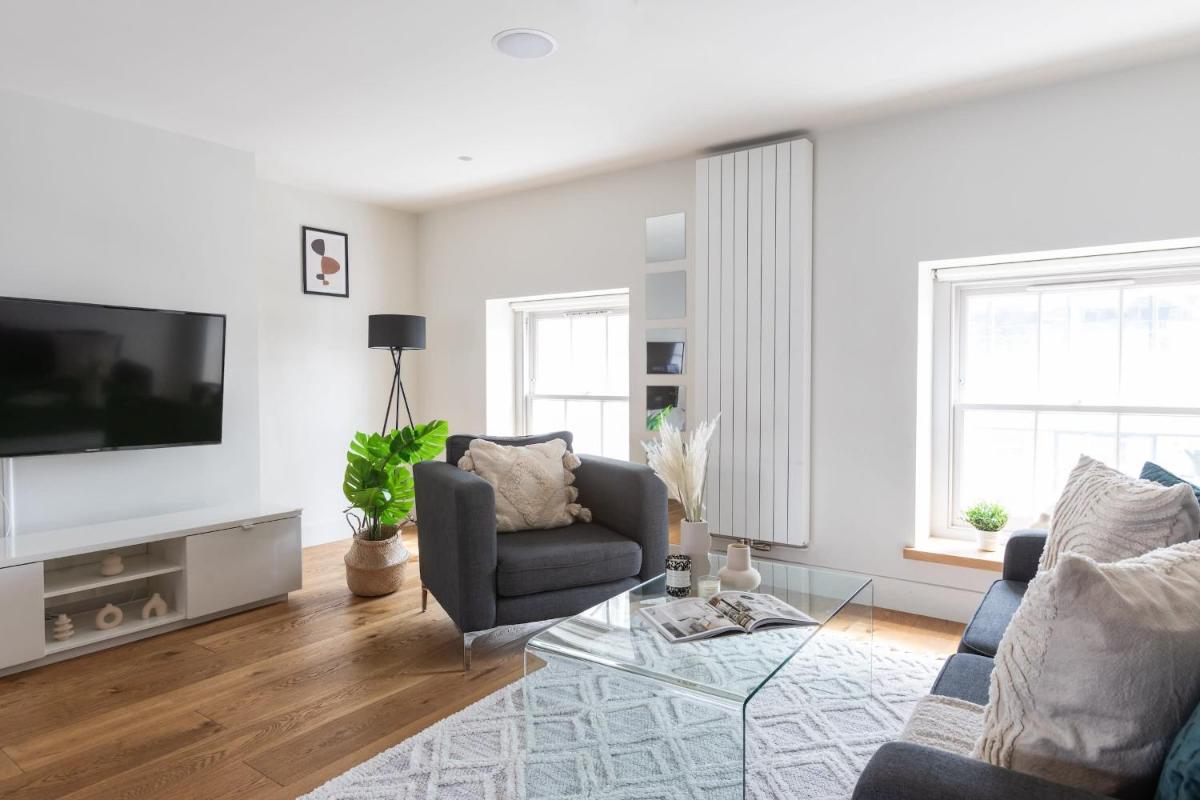 2BR in Prime Soho & Fitzrovia – CityApartmentStay