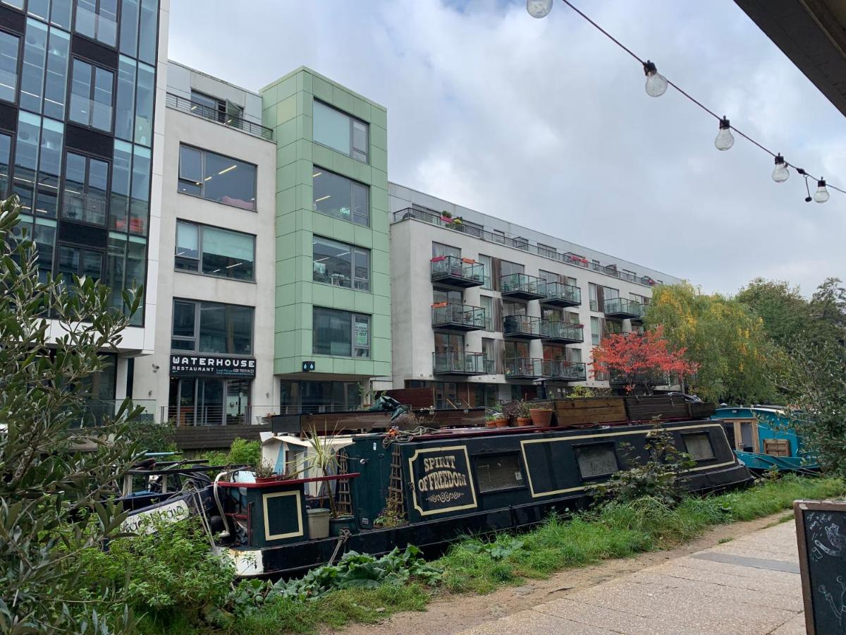 2 bed Apt, Hoxton, Canal views