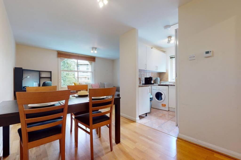 -Air Con- Cute 2BD flat 1 Min Maida Vale Station!