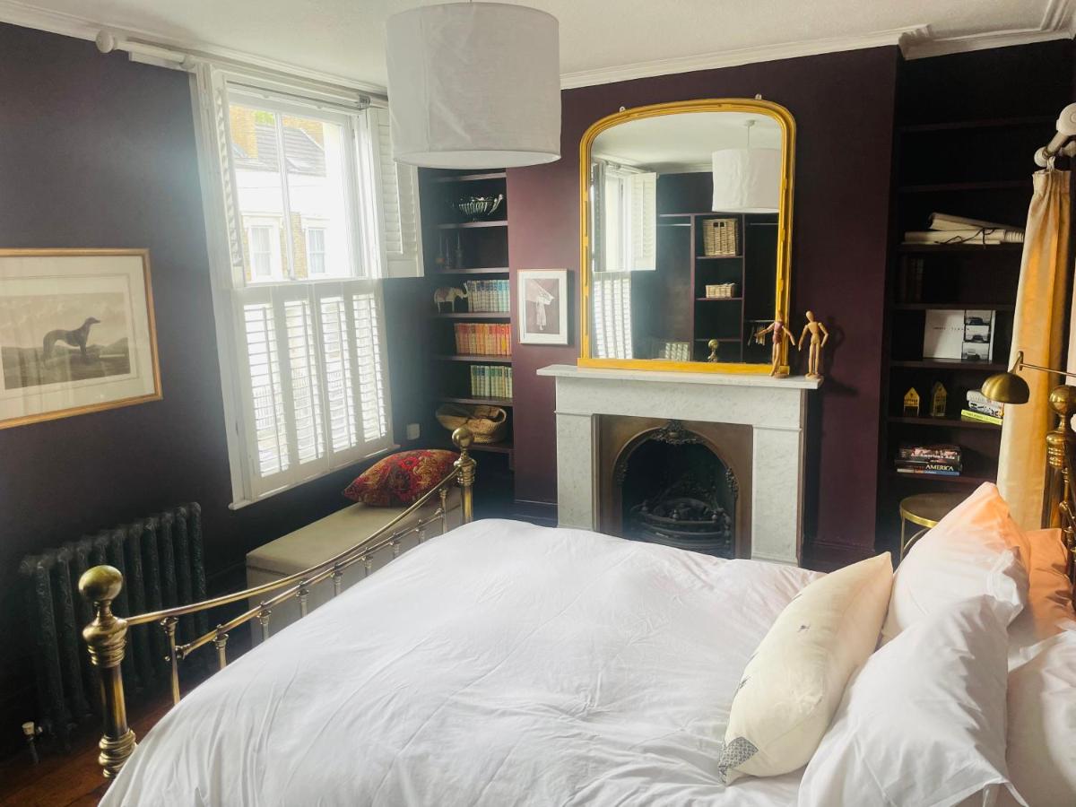 Beautiful London Victorian house, sleeps 12