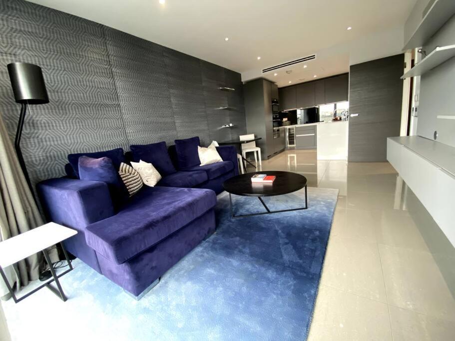 Club White London Bridge One Bedroom Apartment