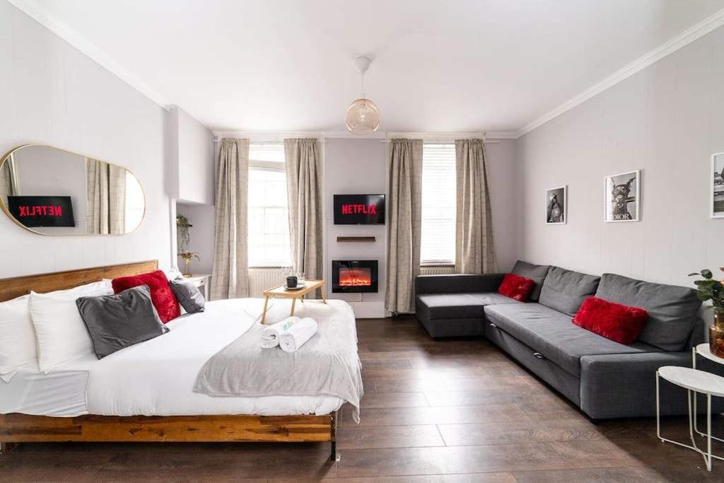 [Covent Garden-Oxford street] Central London Studio Apartment