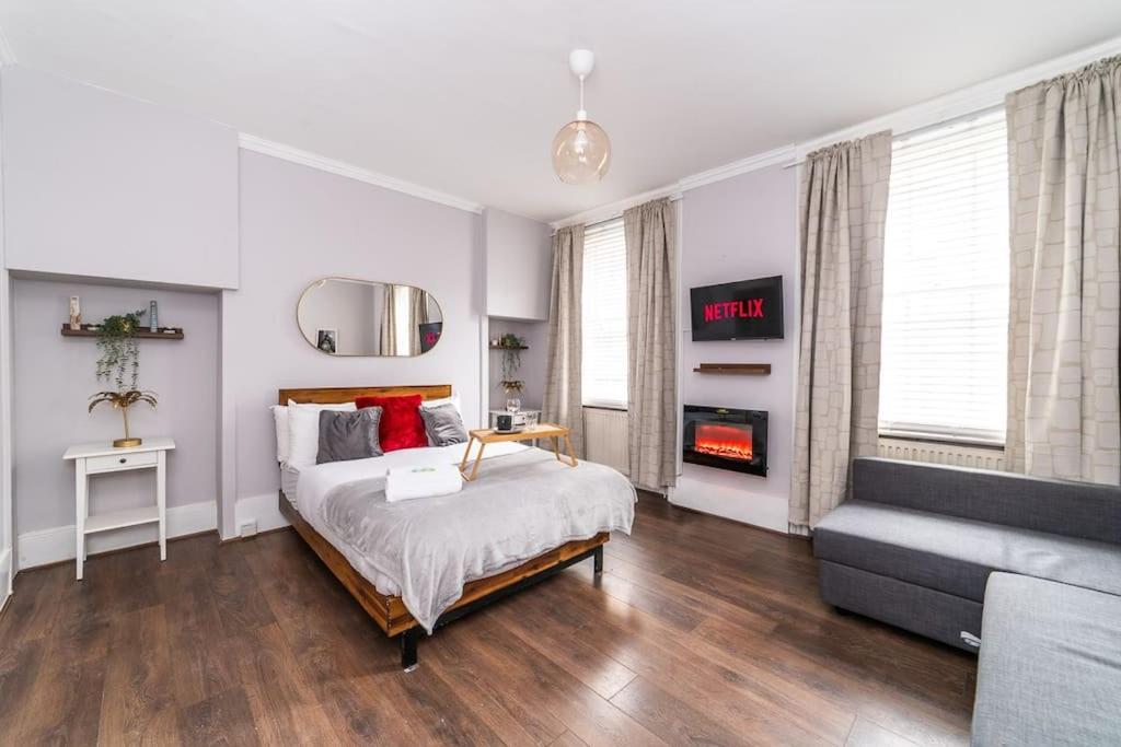 [Covent Garden-Oxford street] Central London Studio Apartment