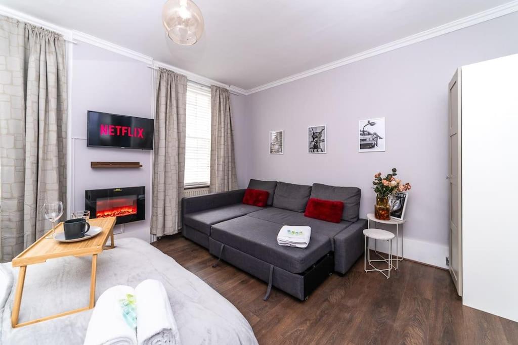 [Covent Garden-Oxford street] Central London Studio Apartment