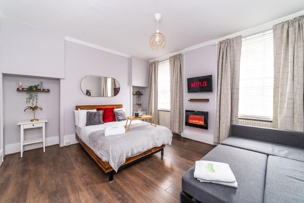 [Covent Garden-Oxford street] Central London Studio Apartment