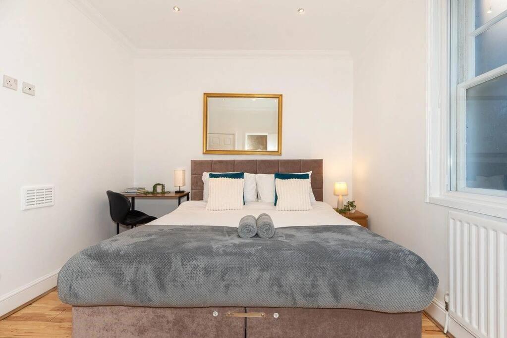 Discover London Central 2 Bedroom in Kensington