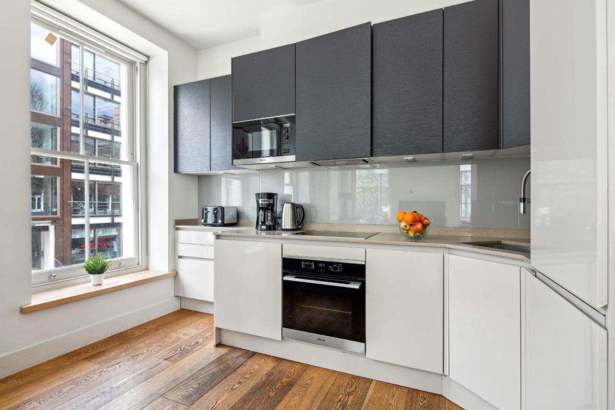 Fitzrovia 3BR – CityApartmentStay