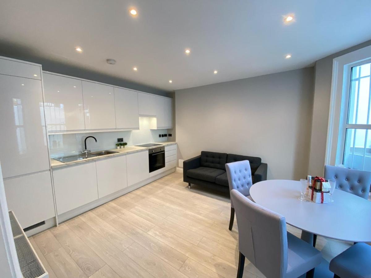 Hammersmith Flat 2 Bedrooms LGF