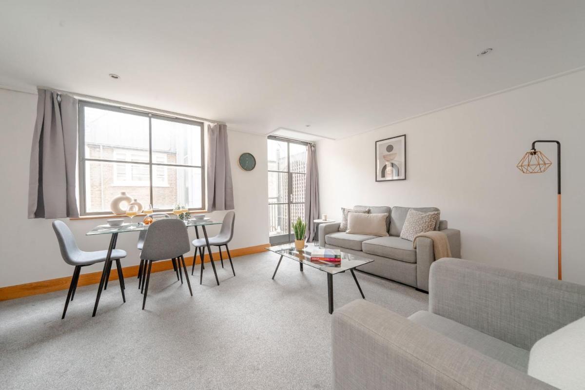 Holborn – 2BR Near Covent Garden -CityApartmentStay