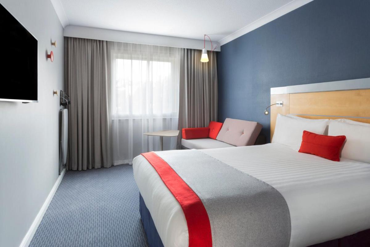 Holiday Inn Express Earls Court, an IHG Hotel