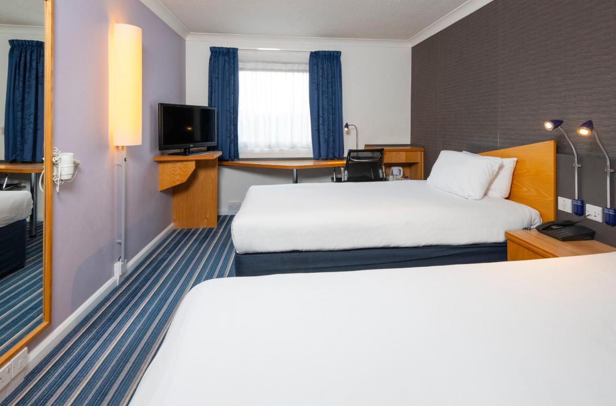 Holiday Inn Express London Chingford, an IHG Hotel