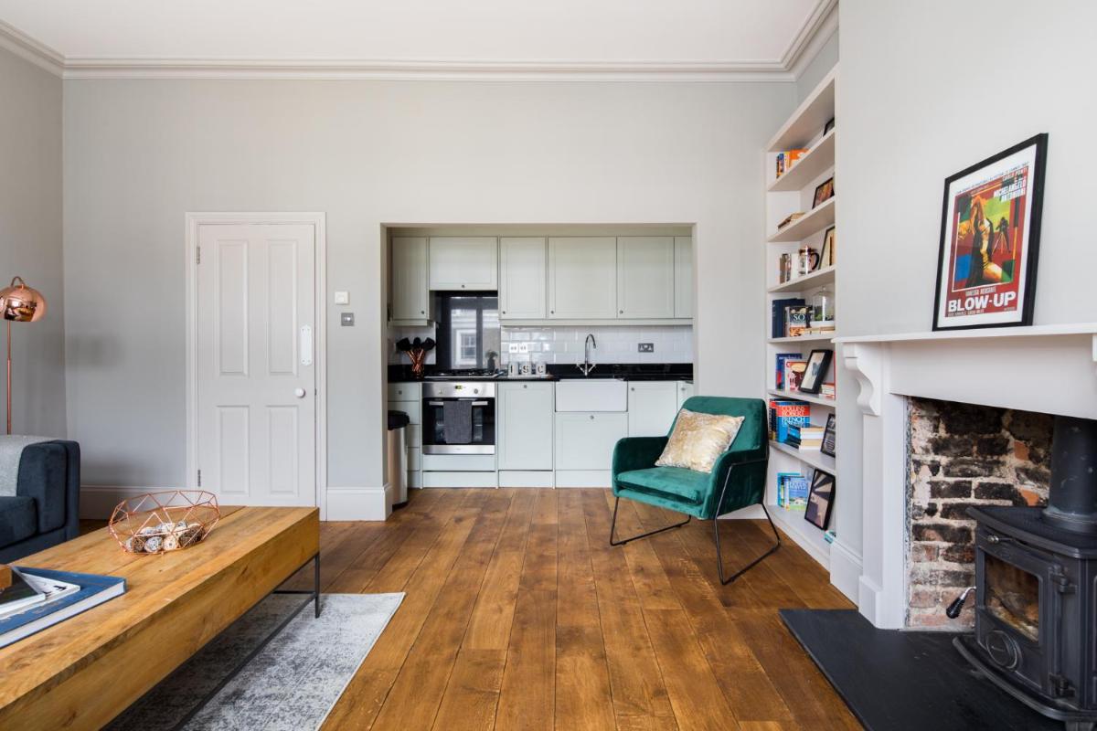 Homely Parkside 2-Bed Apartment in Primrose Hill