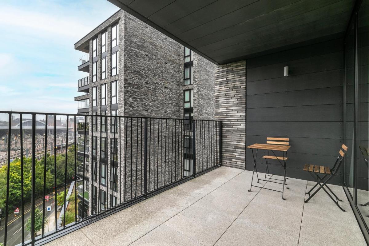 Kings Cross – Luxury 3 Bed Apartment, Private Balcony