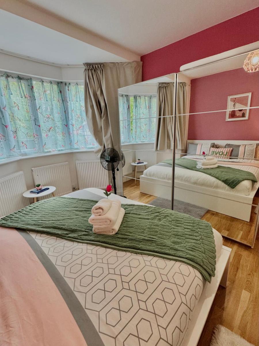 Modern and Comfy 1-Bedroom Flat in Wembley