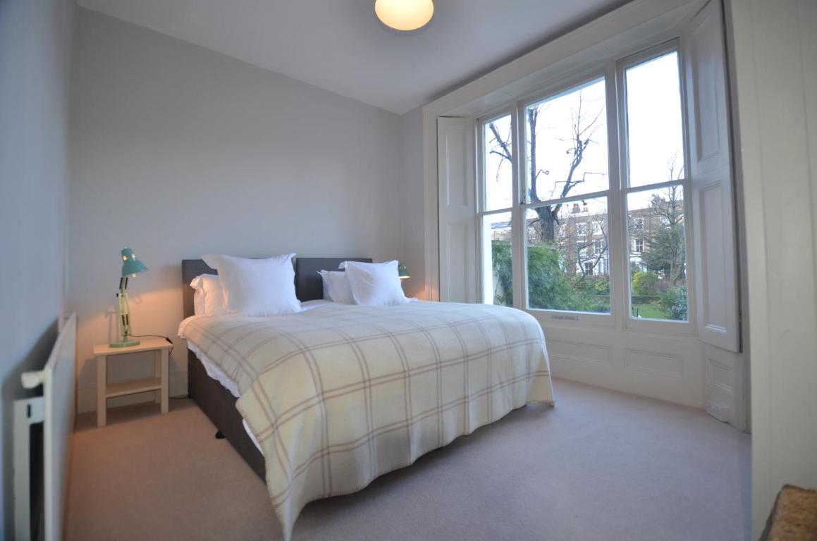 Notting Hill Charm -Sleeps 5 – Urban Retreat