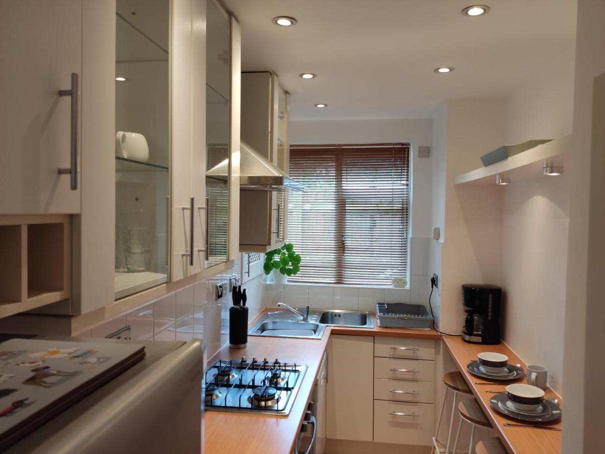 Remarkable 1-Bed Apartment in North London N8