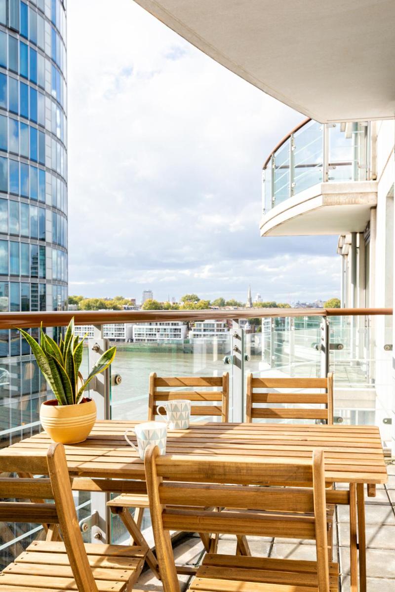 Riverside Balcony Apartments, 10 minutes from Oxford Circus