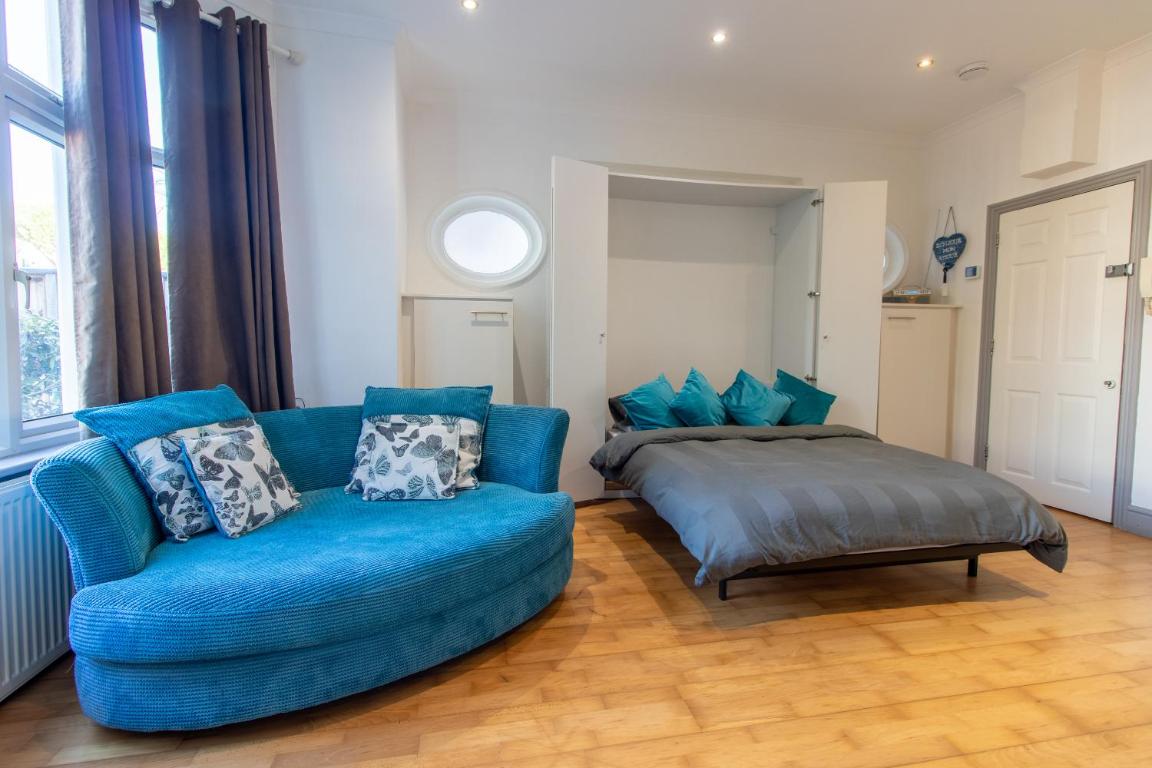 Spacious and light flat in Clapham