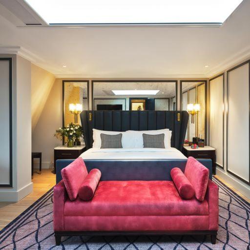 The Mayfair Townhouse – an Iconic Luxury Hotel