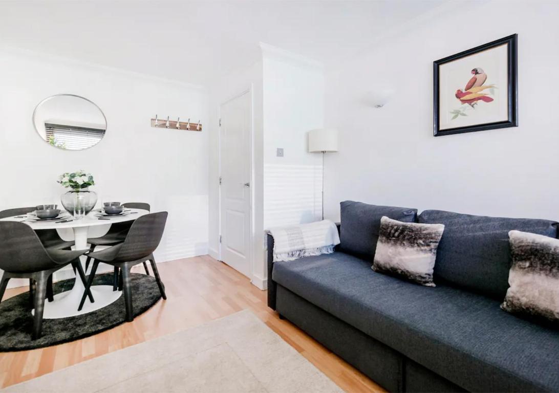 Trendy and Chic Central London 1 Bed Apartment