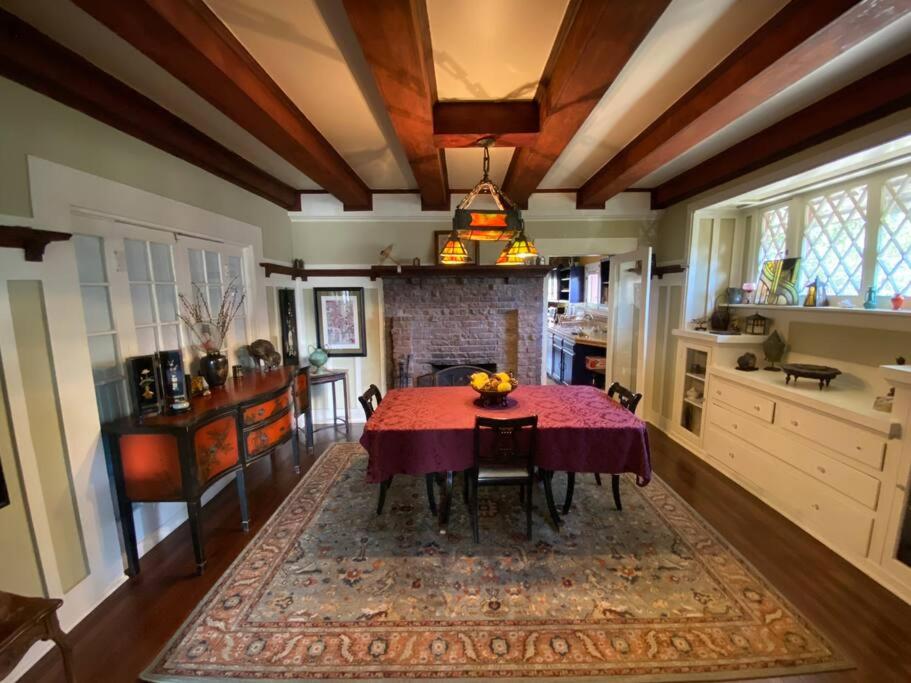 Artistic Craftsman Charm – DTLA-Pasadena-Hollywood