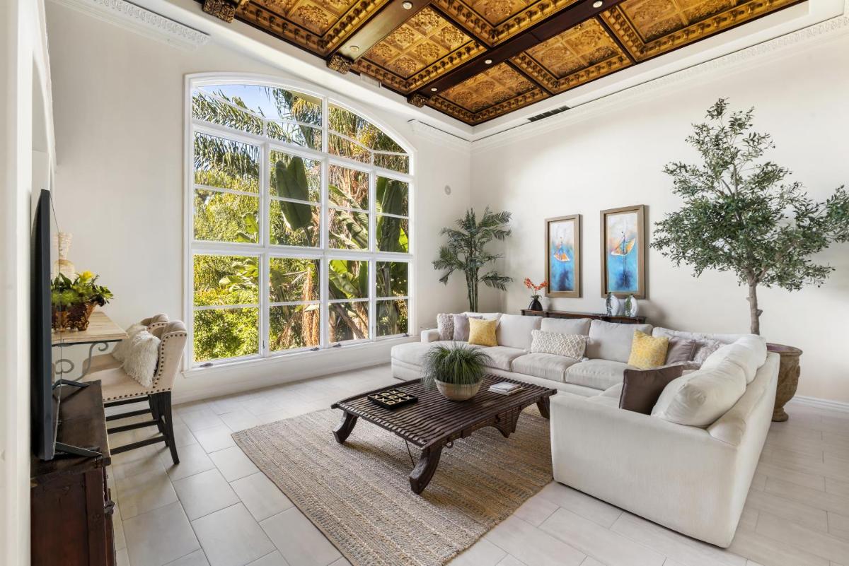 Image 5 of Bel Air Luxury Villa 6 bedrooms entire house Los Angeles