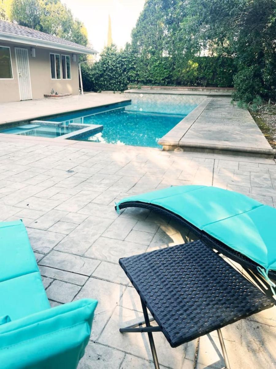 Comfortable 3BR with Serene Private Pool – CAL1