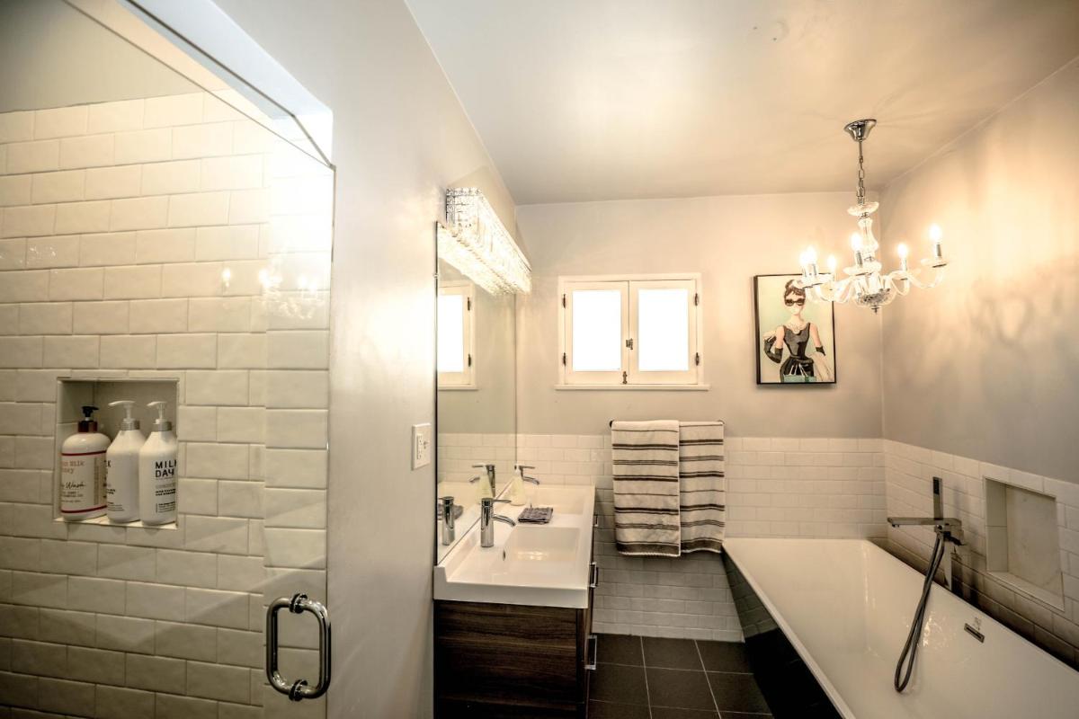 Gorgeous Renovated 3BD 2BA near West Hollywood and Beverly Hills