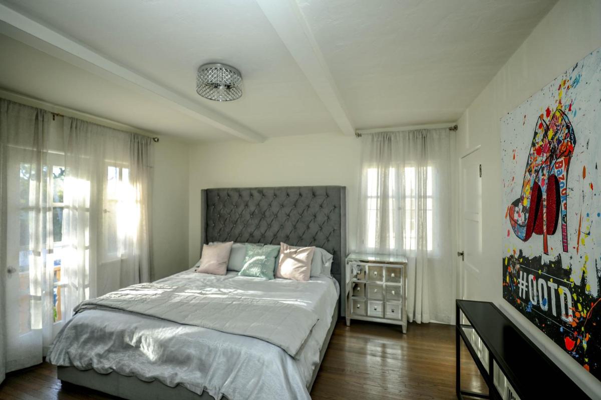 Gorgeous Renovated 3BD 2BA near West Hollywood and Beverly Hills