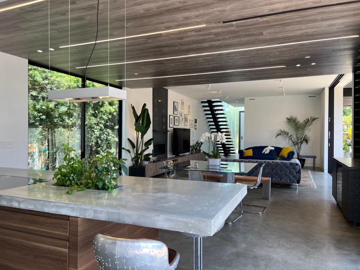 Image 5 of Luxurious Venice Oasis Home