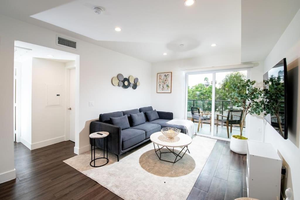 Luxury 2Bed/2Bath Apt in West Hollywood w/ Rooftop