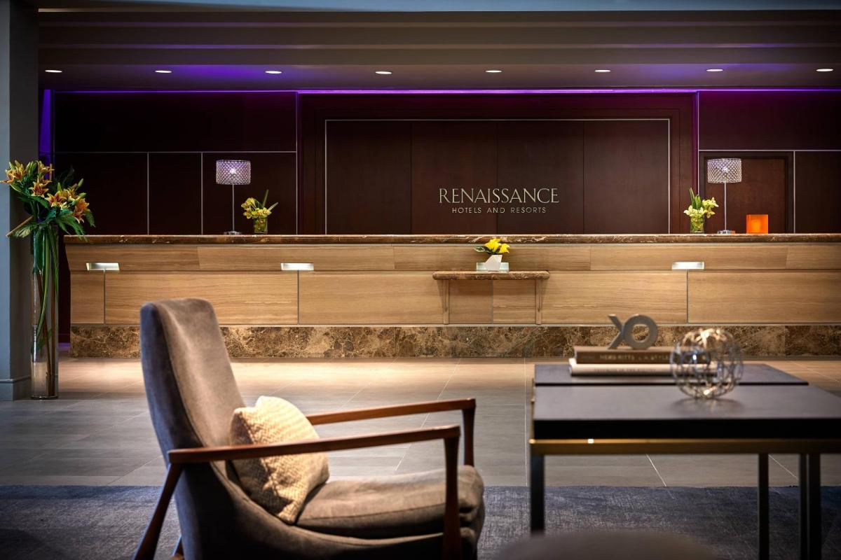 Renaissance Los Angeles Airport Hotel