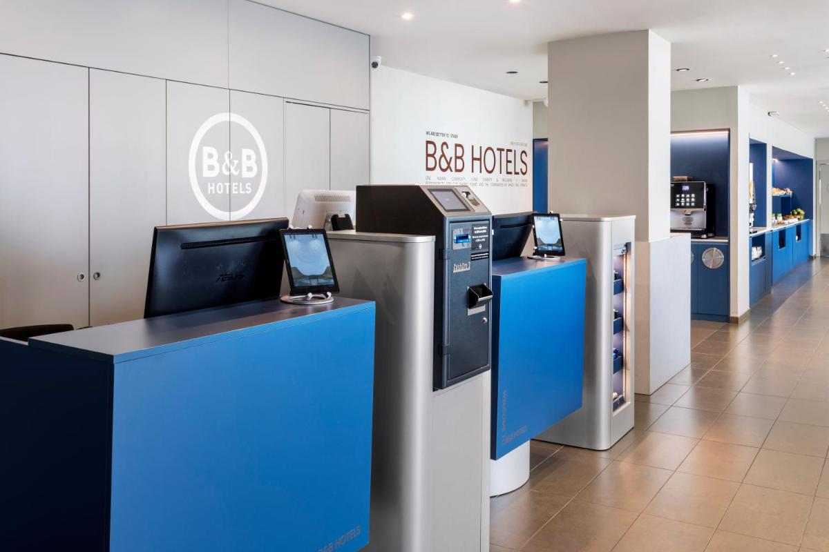 B&B HOTEL Madrid Aeropuerto T1 T2 T3