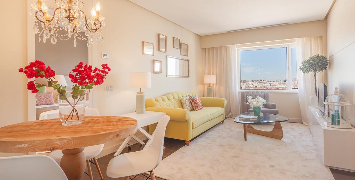 Homeclub Exclusive Flat at Madrid Tower