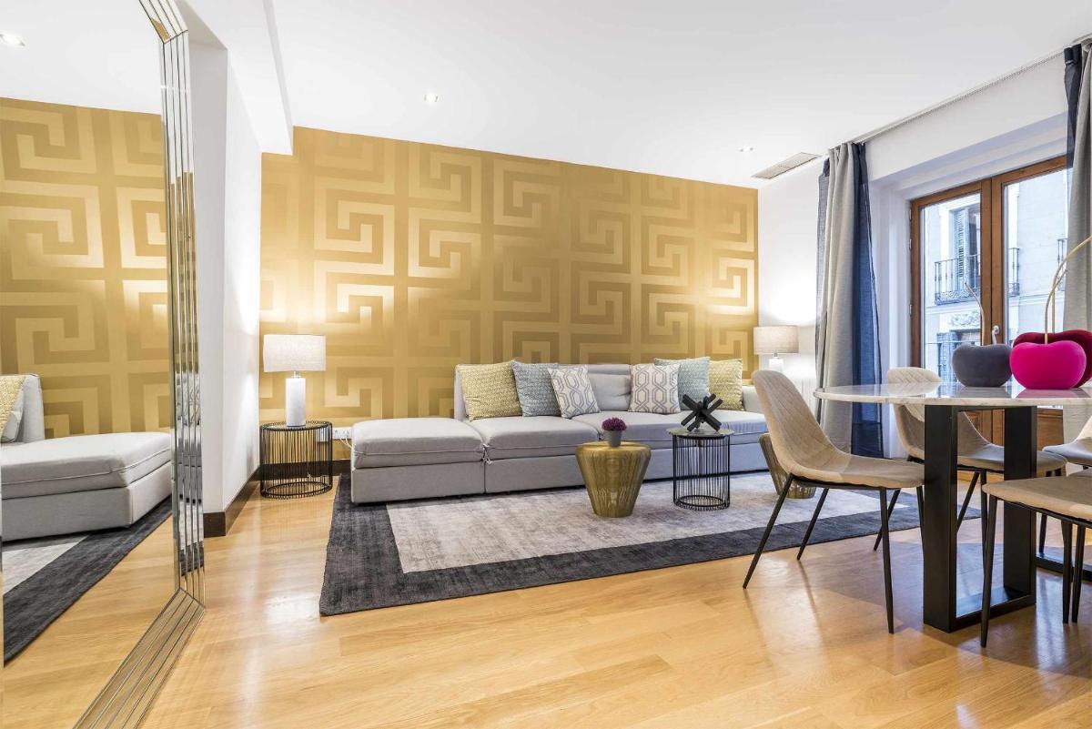 Luxury apartment in the center Gran Via Colon