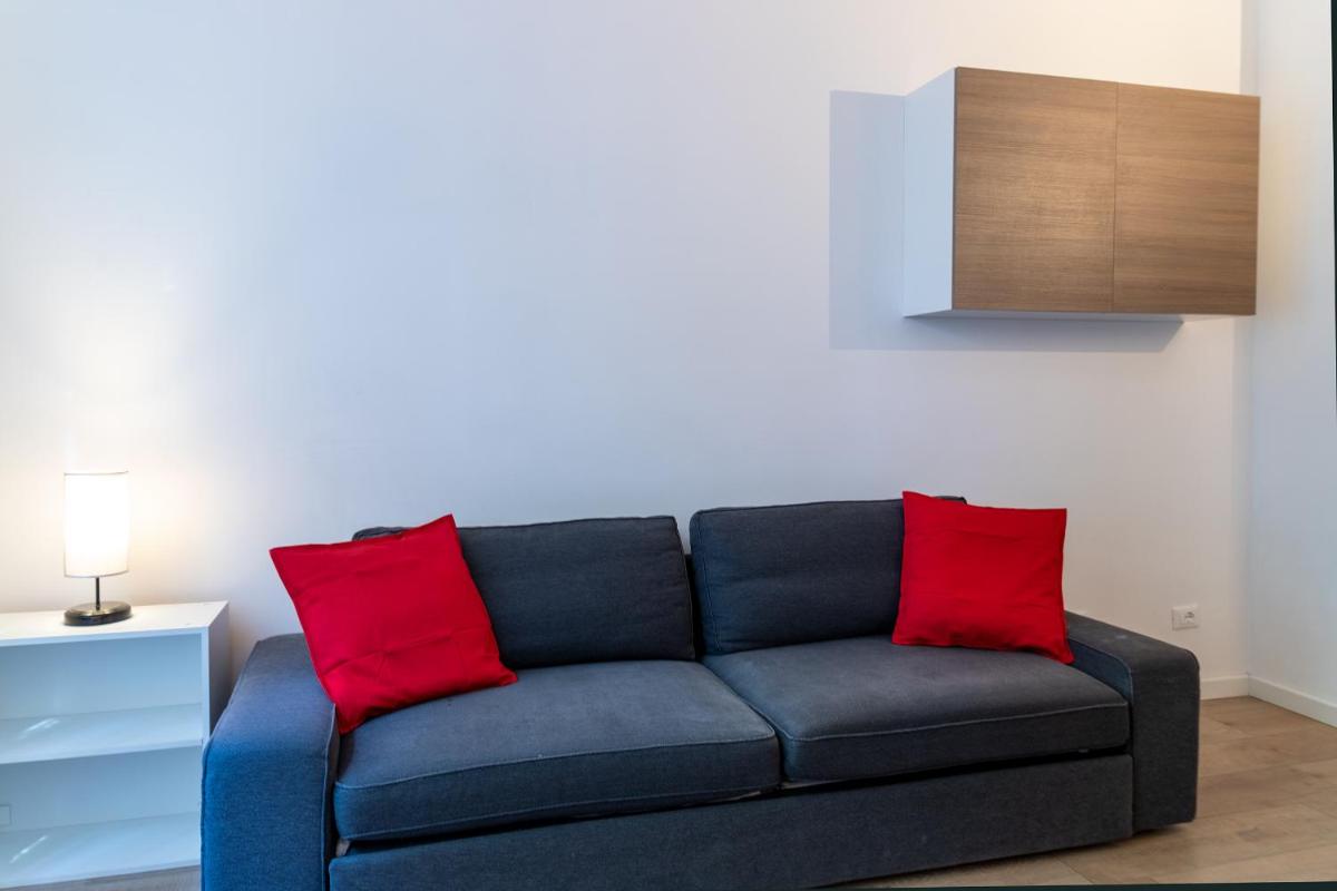 City Centre Apartment – 10 Minutes to Duomo – FREE Wifi e Netflix