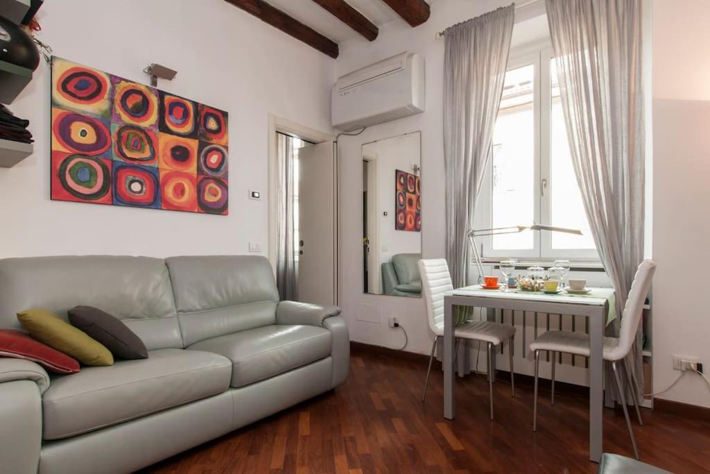 Cosy and Bright Flat in the heart of Porta Venezia