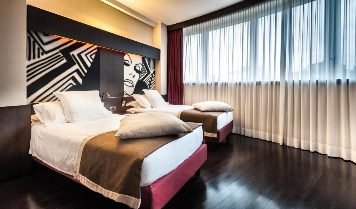 Crowne Plaza Milan City, an IHG Hotel