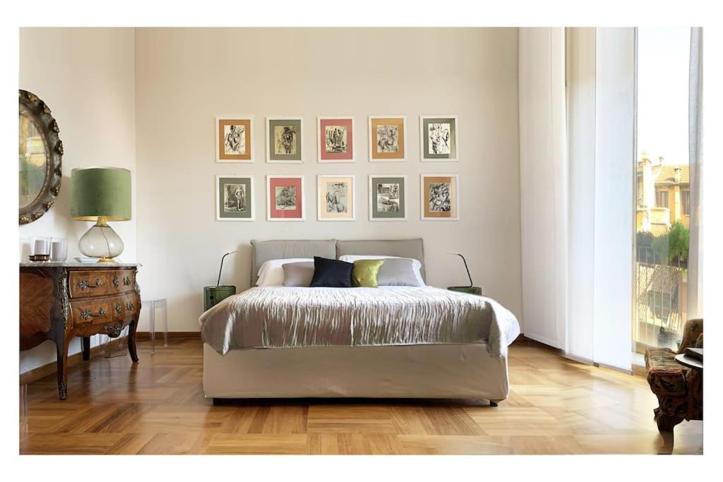 Elegant Apartment San Babila ,5 minutes from Duomo