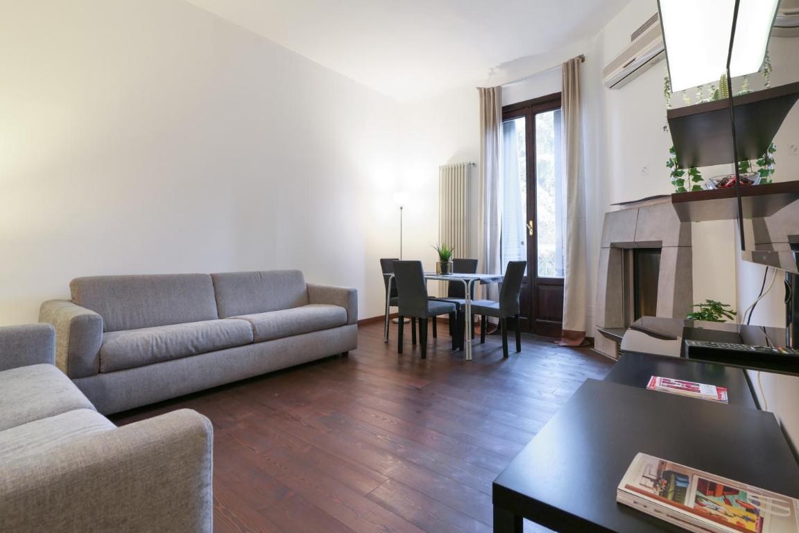 Elegant Apartment in Porta Romana – Tiraboschi