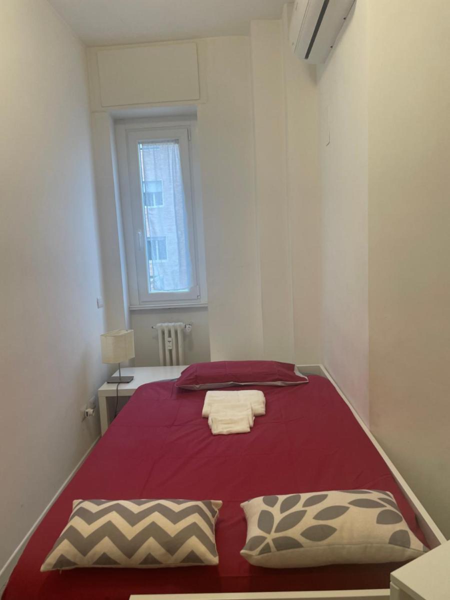 Gardone Apartment – ampio Appartamento con 2 camere da letto – Comodo per Duomo!