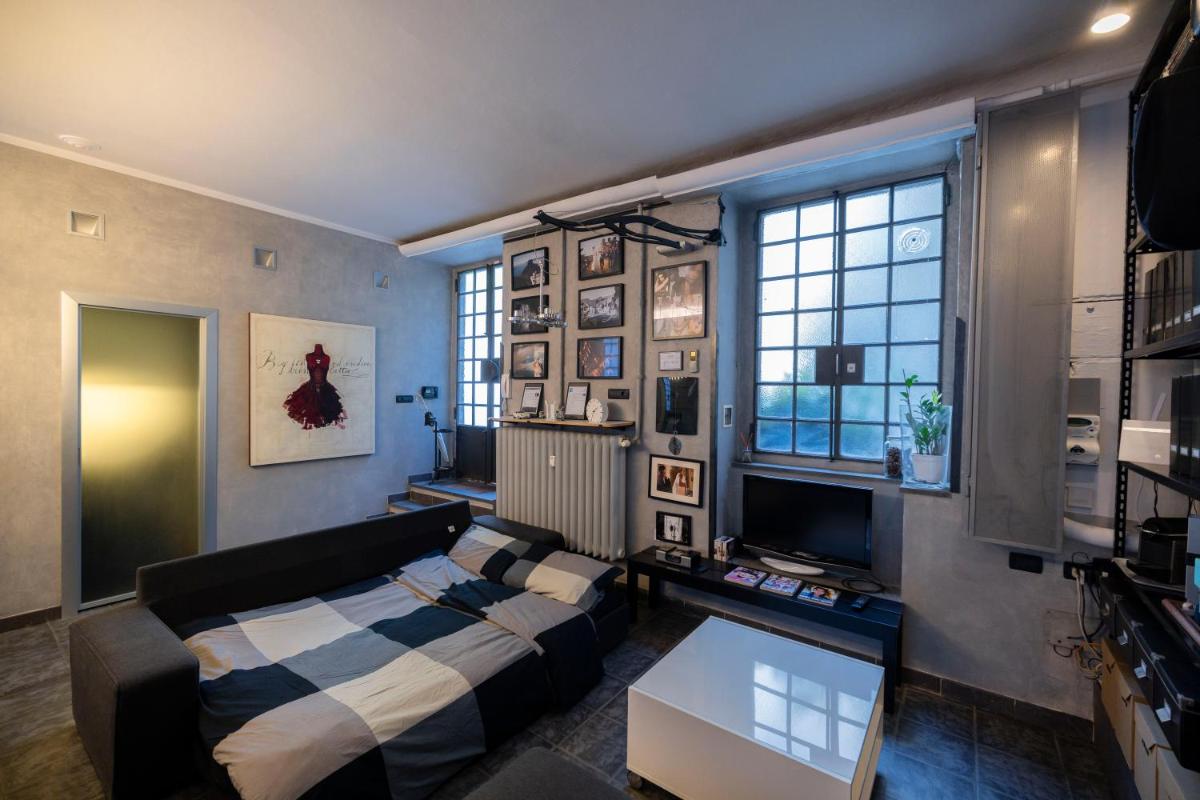 Loft in Stile Industrial – Stazione Centrale