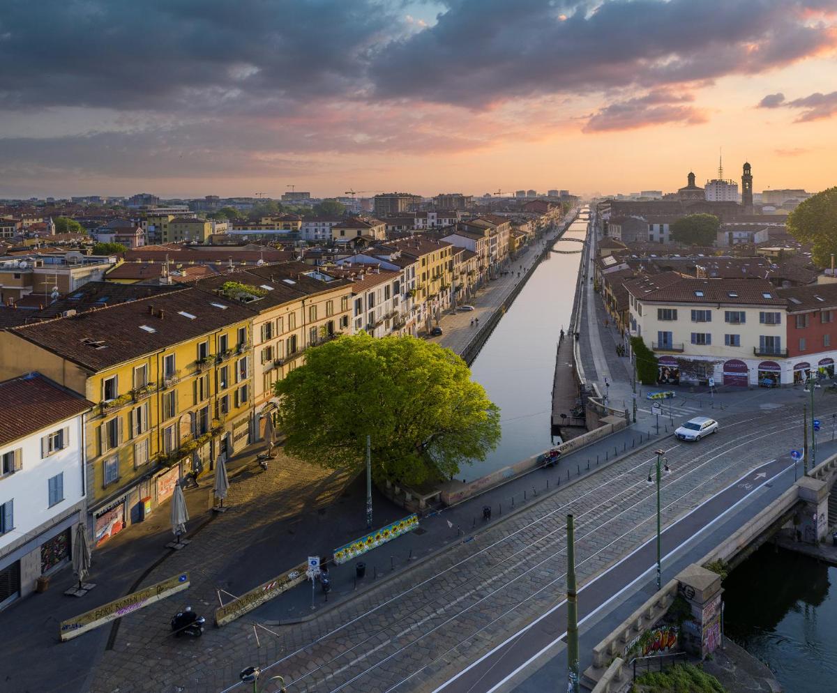 Navigli-Darsena In the Heart of the City