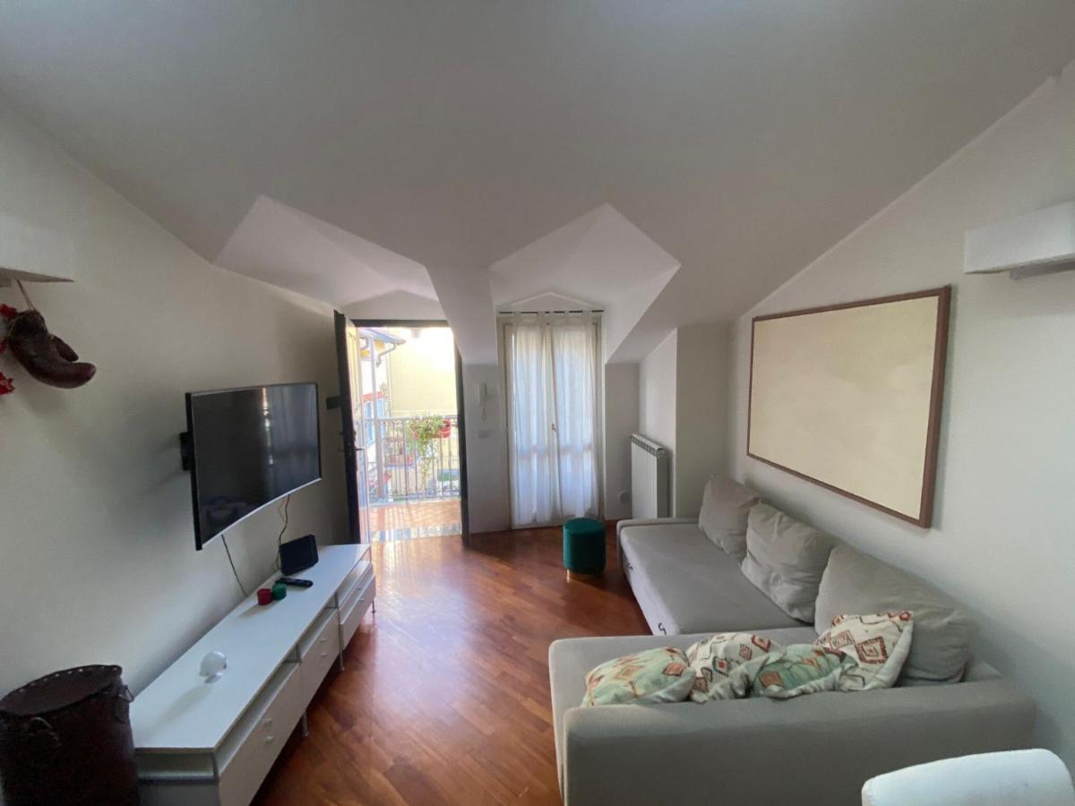 Perla di NoLo – Central Milan – Luxury Sleeps 4 Apartment