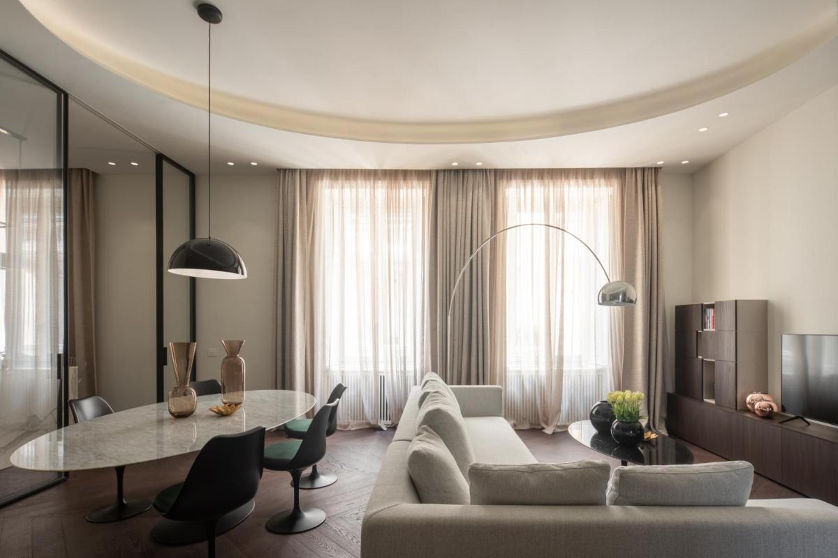 Sant’Ambrogio Luxury Apartment R&R