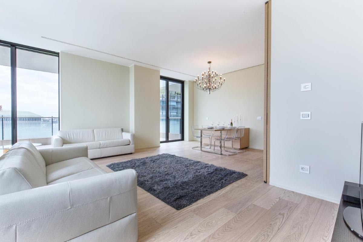 Stylish elegant Apartment in Torre Solaria with exclusive Milan’s view