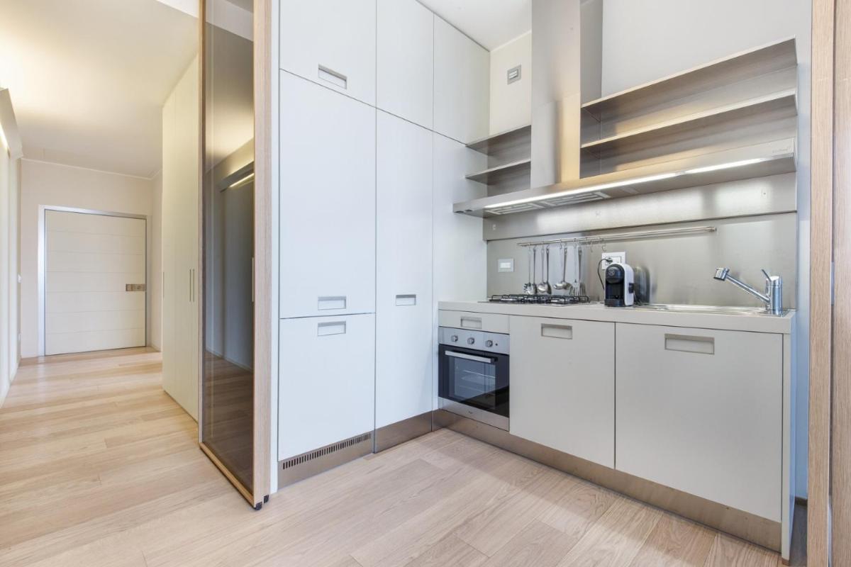 Stylish elegant Apartment in Torre Solaria with exclusive Milan’s view