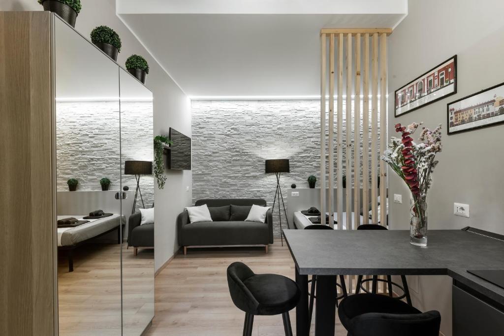 Super Modern and design apartment, a due passi dai Navigli